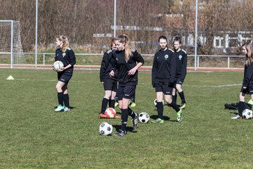 Bild 12 - C-Juniorinnen VfL Oldesloe - Wiker SV : Ergebnis: 0:5